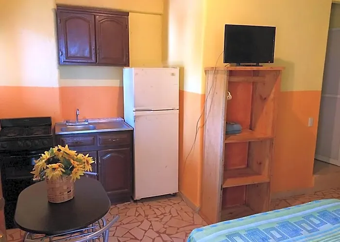 Hotel Salinas